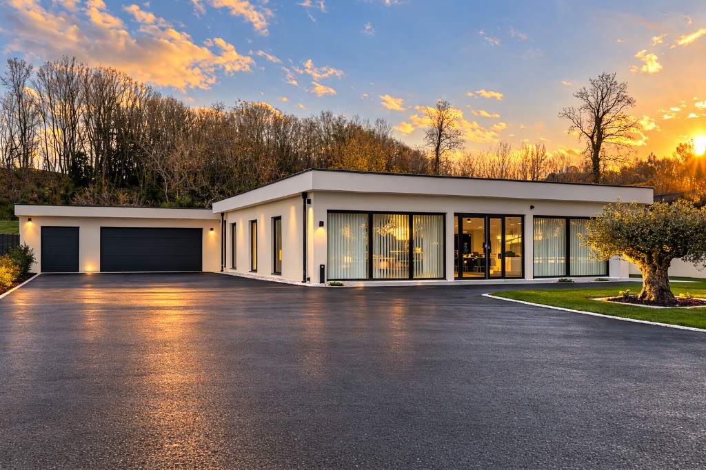 Bâtiment VFC-MLC, agence industrielle